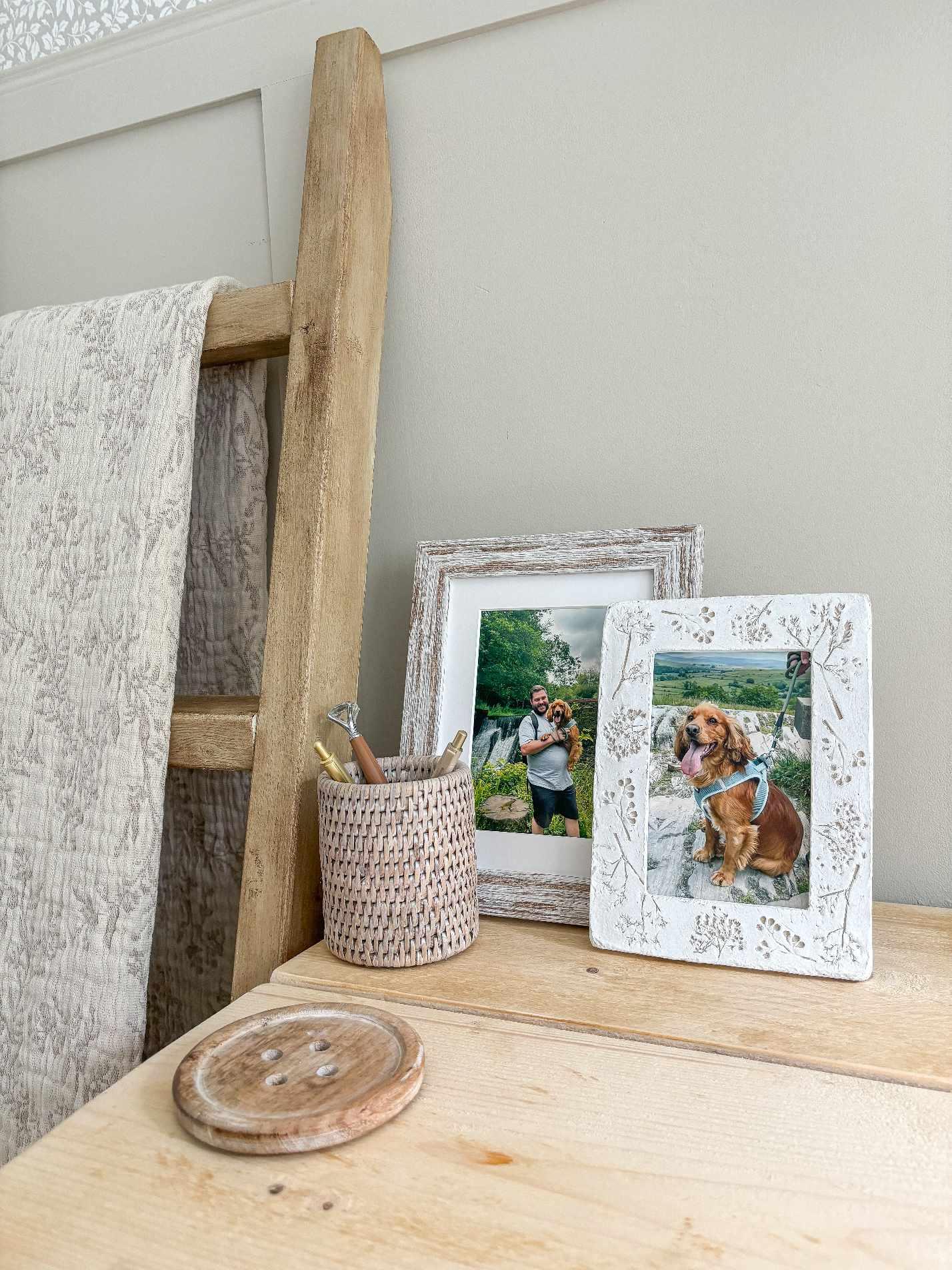 Flower Imprint Frame - 6x4FramesBoho Photo
