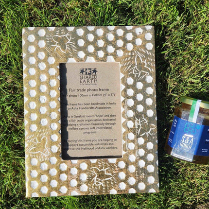 Honeycomb Bee Photo Frame - Boho Photo