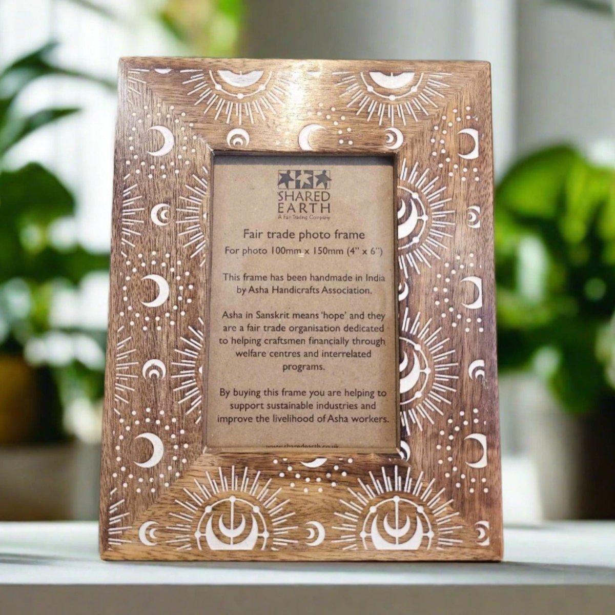 Photo Frame Mango Wood Moon Design - 6x4 - Boho Photo