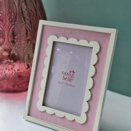 Vintage Pink Scalloped 6x4" Photo Frame - PortraitFramesBoho Photo